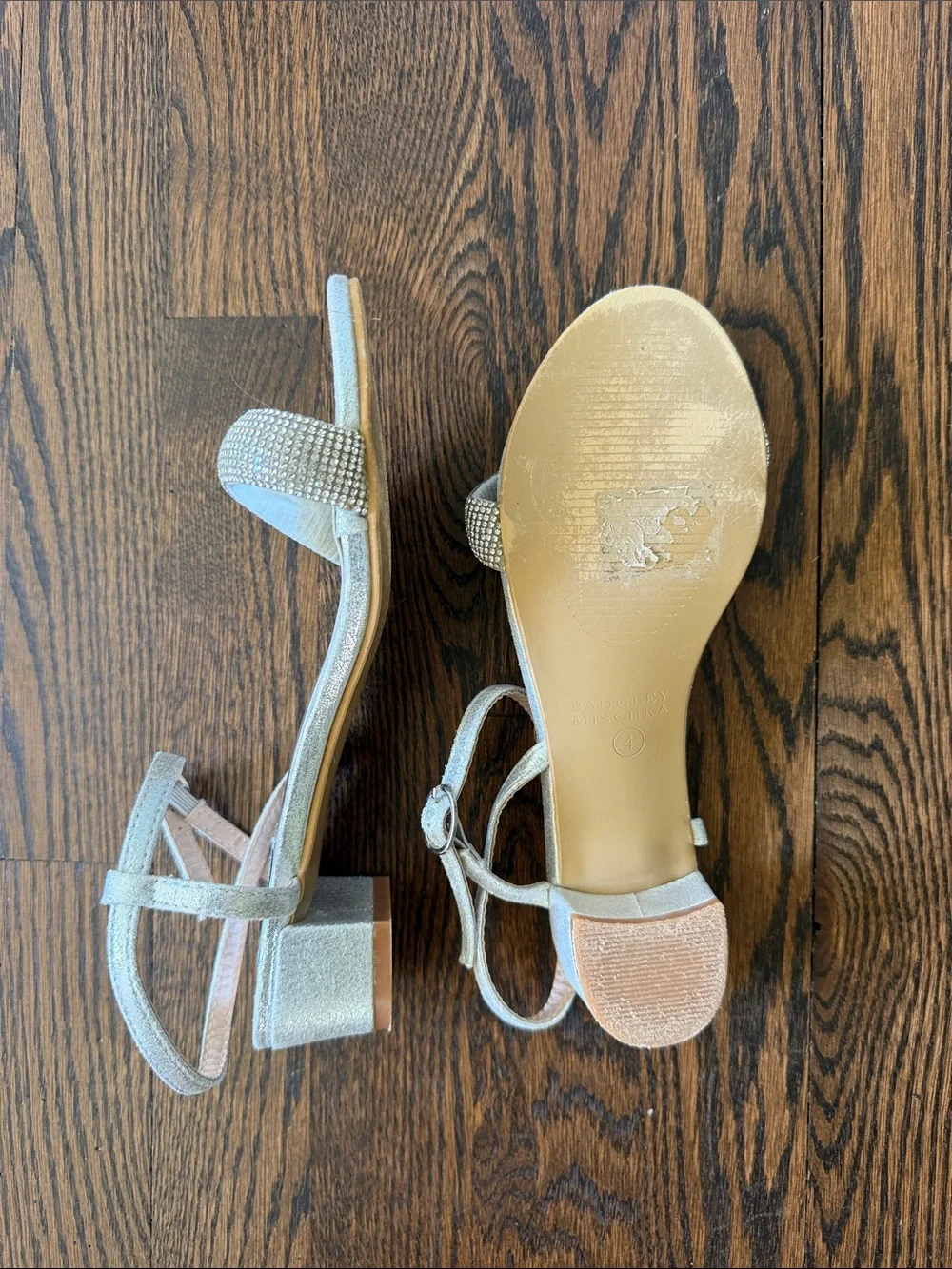 Badgley Mischka Girls Heels size 4